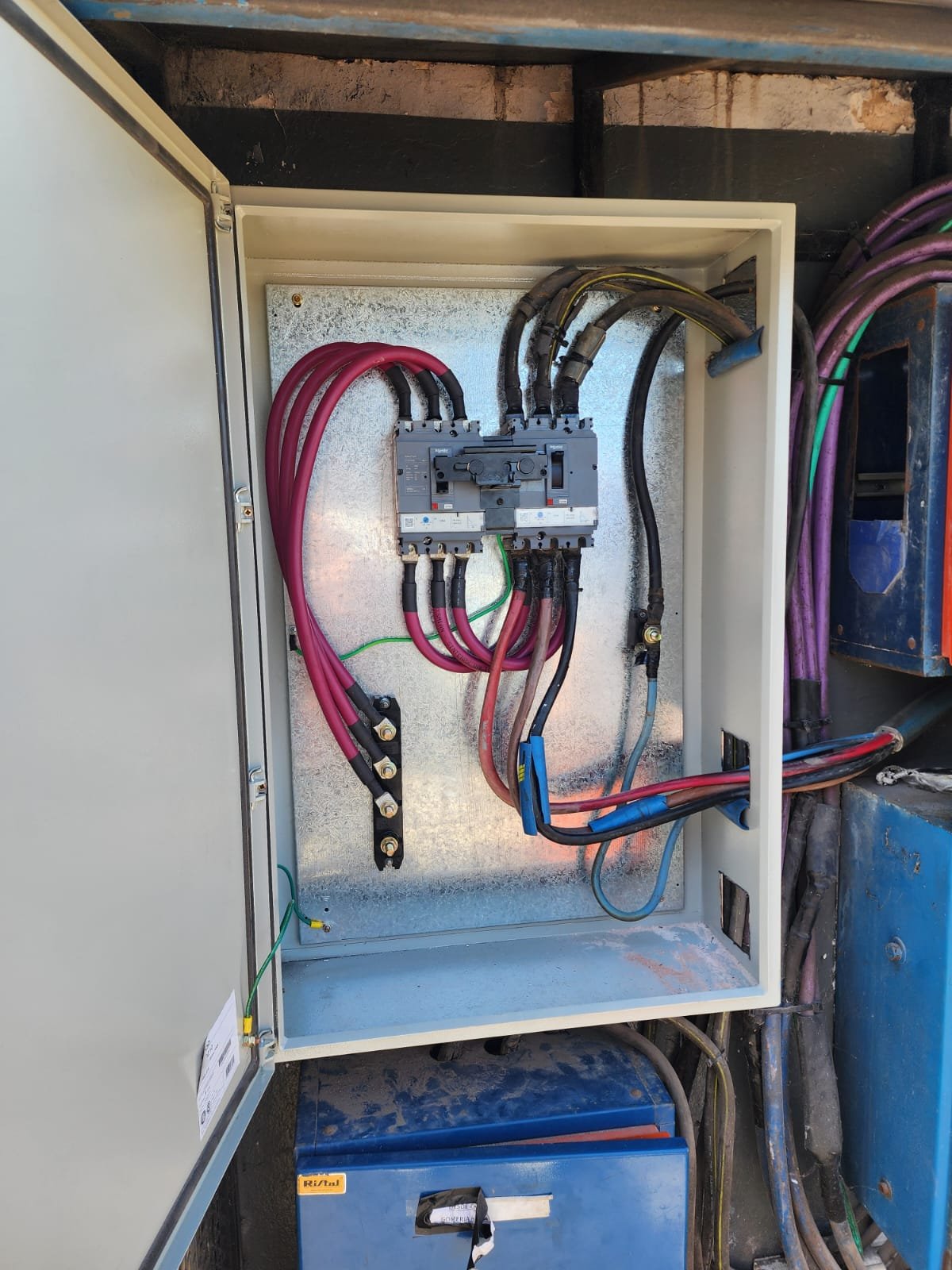 Trabajo de electricidad